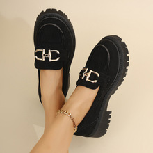 �羳��aӢ���LСƤЬŮ2025�＾�¿���ϵJK���һ�_�ŷ�ʽ����Ь