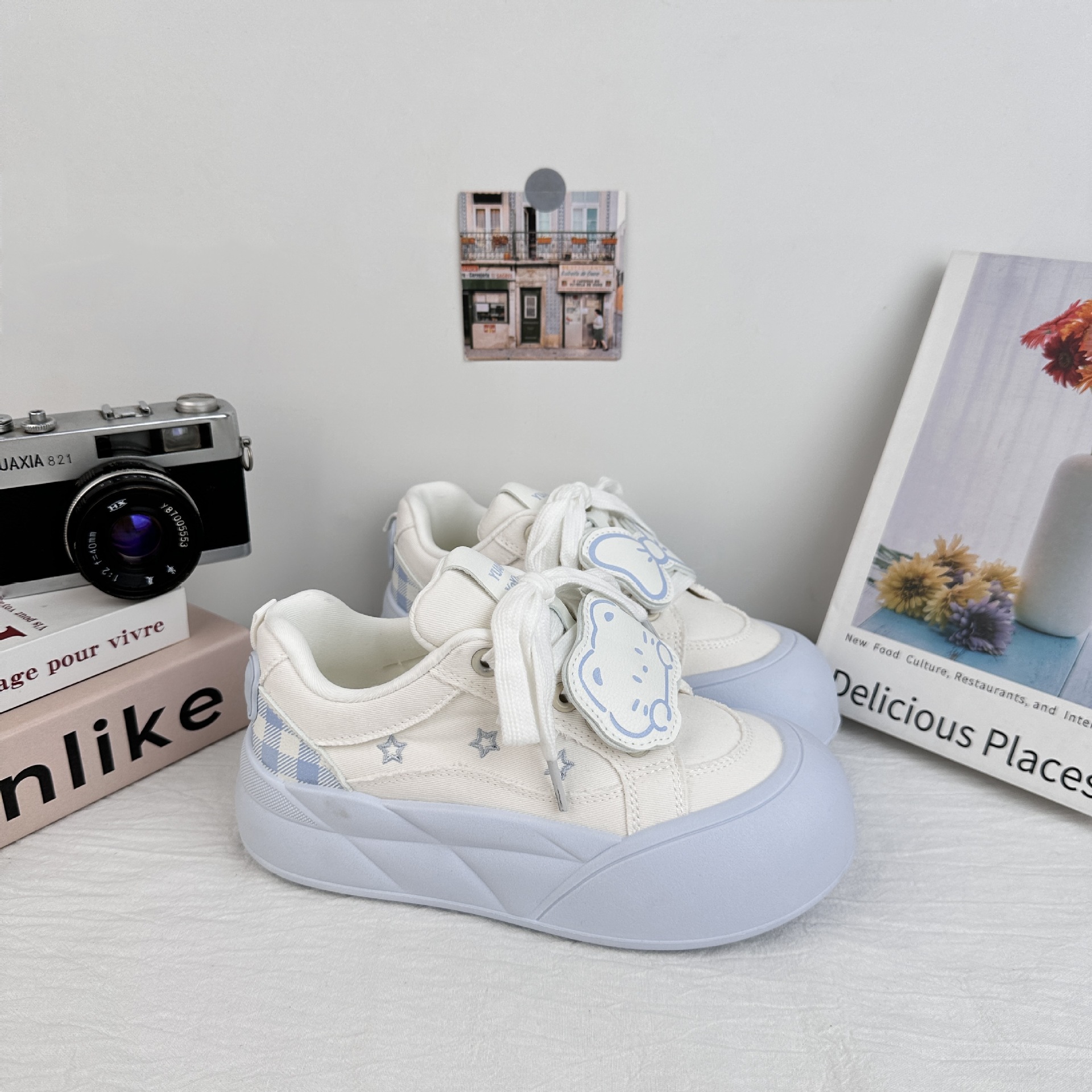 Yuanbo coreano zapatos de skate casuales para mujeres 2025 nuevo verano lindo zapatos blancos con faldas zapatos de pan