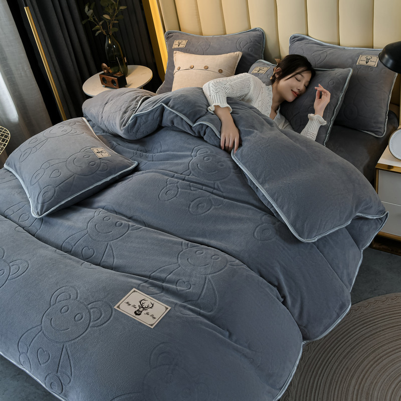 2021年新款5d雕花牛奶絨四件套 高克重寶寶絨套件加大尺寸