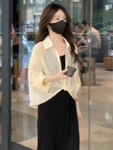 �H��춮aƷչʾ����-���e���񱡿��L���r��Ů���ļ��@��������B