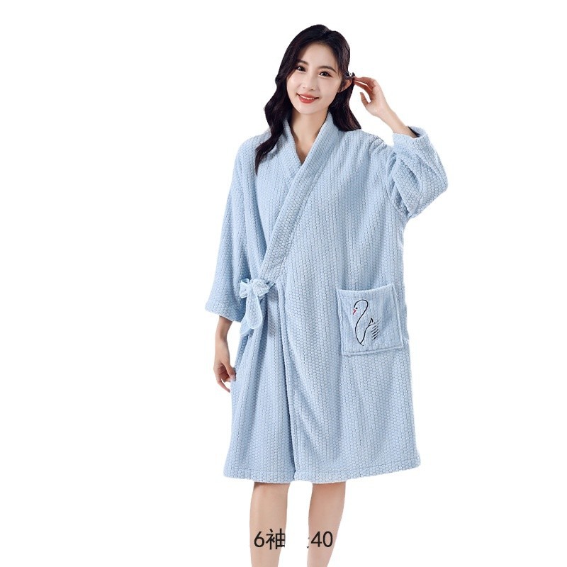 초대형 두꺼운 가을과 겨울 목욕 가운 머리없는 산호 양털 목욕 빠른 건조 흡수 자수 스트랩 새 목욕 타월