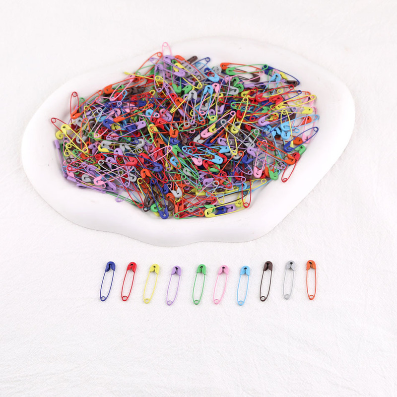 Candy color 30MM color pin brooch diy handmade doll crochet ornament jewelry material accessories Candy color 30MM color pin brooch diy handmade doll crochet ornament jewelry material accessories