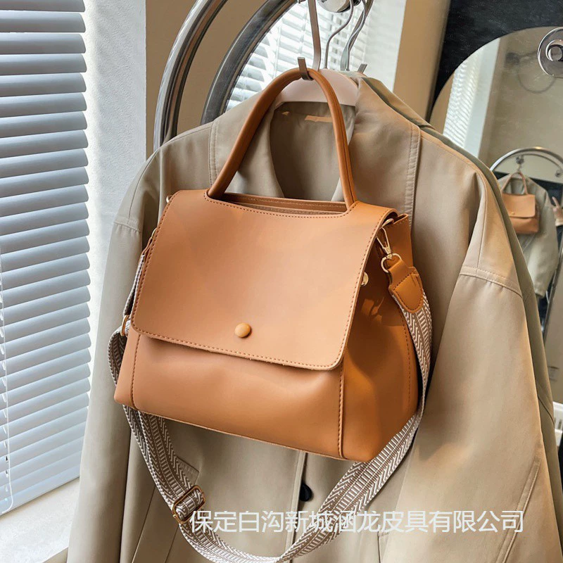 (Cross-border trading), universal capacious shoulder bag, one-shoulder bag