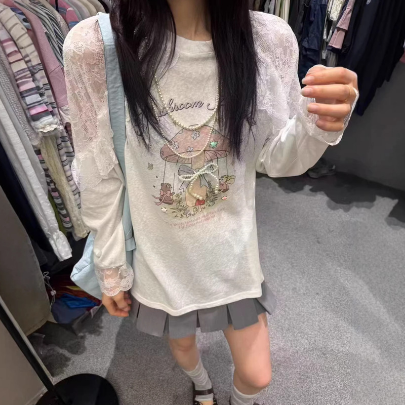 Duoduo Lace Cartoon Pattern Round Neck T-Shirt for Women with Three-Dimensional Bow and Ruffled Edges, Loose and Versatile Top Duoduo Lace Cartoon Pattern Round Neck T-Shirt for Women with Three-Dimensional Bow and Ruffled Edges, Loose and Versatile Top