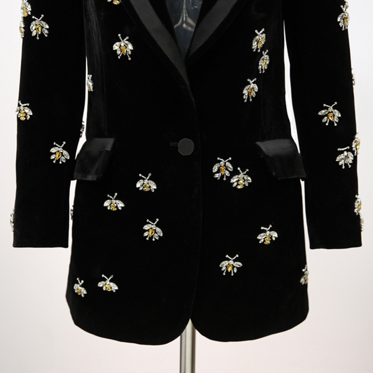 Damenbekleidung neue Mode Samt Stoff Bienen Perlen lange Anzugjacke_voghion.com