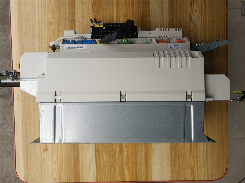 拆机ABB驱动器ACS880-104-002-5请询价议价
