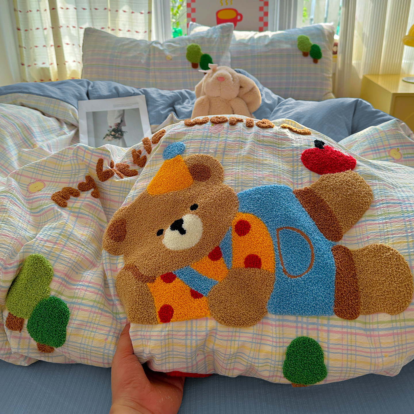 Madre y bebé clase A toallas de dormir desnudas bordadas de algodón puro cuatro piezas de cama sábanas super suaves cubierta cama dormitorio Kasa tres cuatro piezas de conjunto