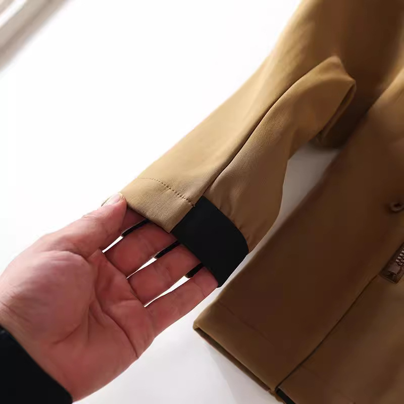 Nordic city outdoor! Windproof and waterproof! Autumn and winter men's foreign trade plus velvet soft shell hooded jacket_voghion.com