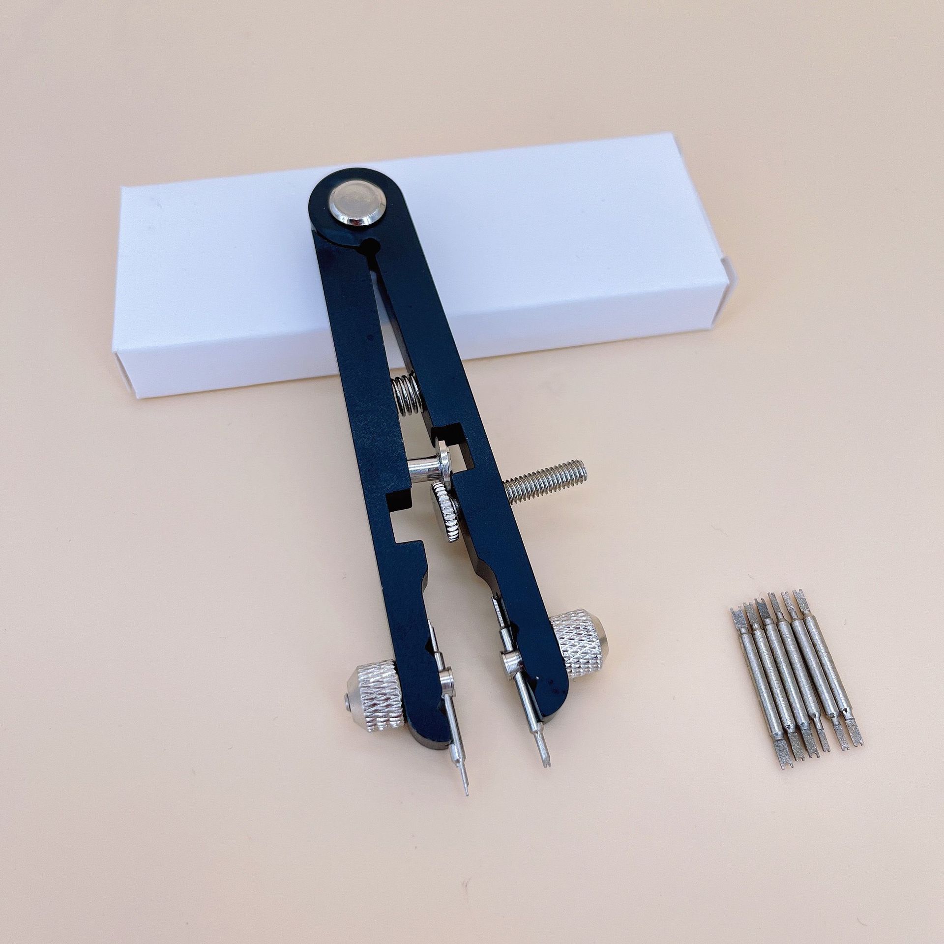 修表工具拆卸表带金属生耳弹簧轴拆装钳生耳批V型拆表耳钳 6825