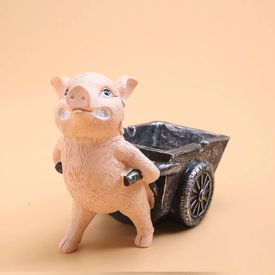 Car ashtray: Ashtray, Unique and Creative - pulling-cart-pigwhite