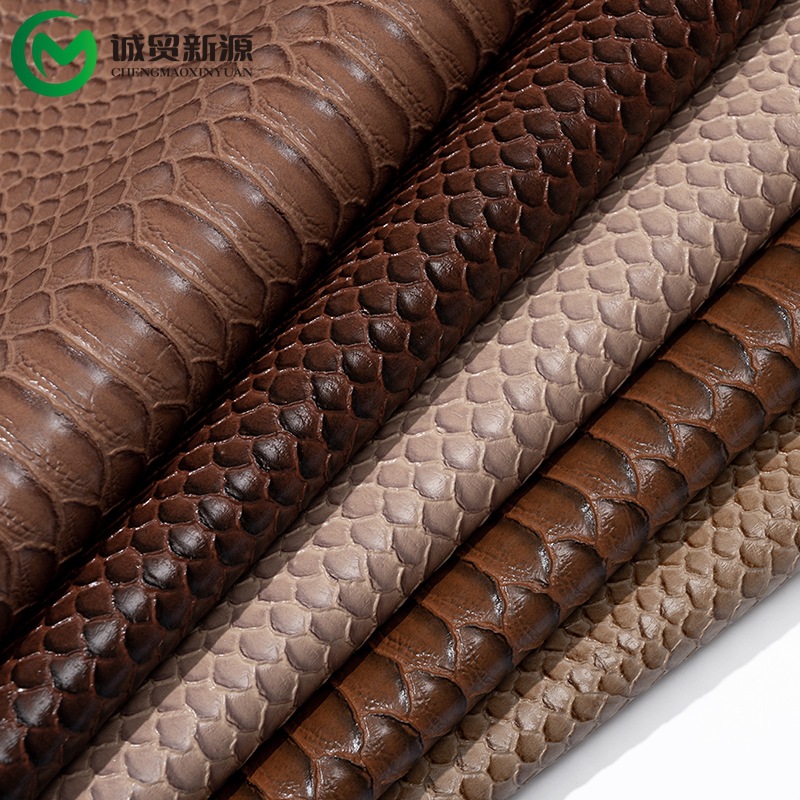 现货全棉底鳄鱼纹PVC人造革服装辅料皮料箱包沙发皮套针织底家具