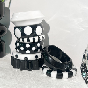 �W���r�Ё������ڰ׎׺ΈA�Θ�֬���C  ���s�ٴ�B������Sֱ�N