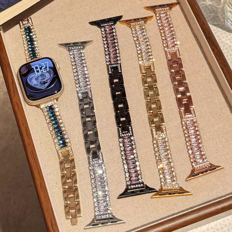 Suitable for S11Se Apple Watch iWatch Full Diamond Three-Row Diamond-Encrusted Denim Chain Metal Watch Band Suitable for S11Se Apple Watch iWatch Full Diamond Three-Row Diamond-Encrusted Denim Chain Metal Watch Band