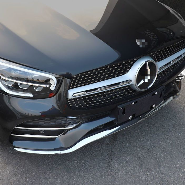 Suitable for Mercedes-Benz GLC300L fog lamp decorative strip GLC260L new C- class E300L A200L modified front bumper bright strip