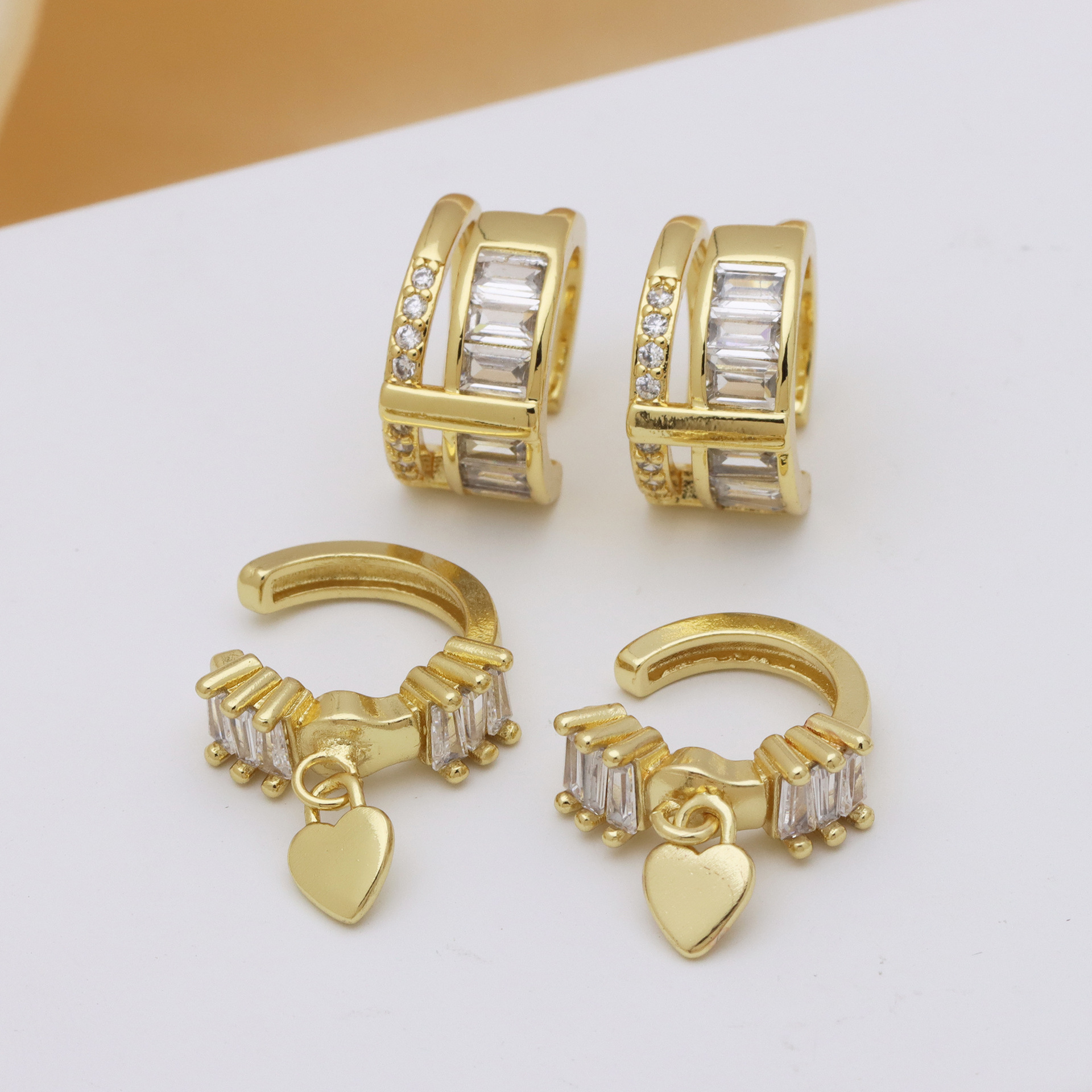 Zircon Inlay Material 1 Pair Shiny IG Style Geometric Heart Shape Inlay Copper Zircon 18K Gold Plated Ear Cuffs