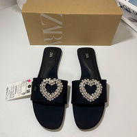 New round headed black rhinestone heart-shaped buckle exposed toe flat slippers versatile fashion sandals for women