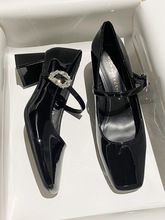 漆皮玛丽珍女鞋2024年春秋新款一字带水钻粗跟方头高跟鞋黑色单鞋