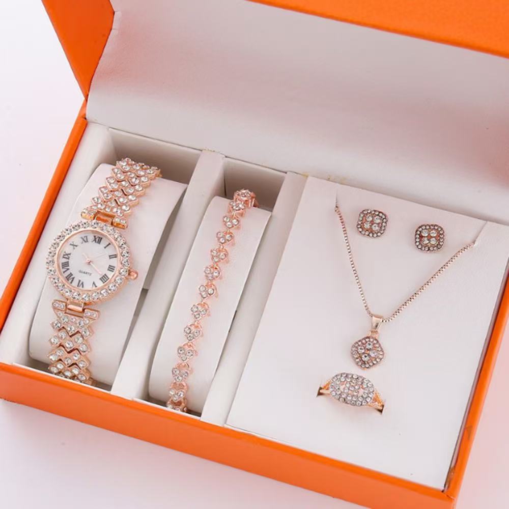 Rose gold roman watch + square diamond plus roman