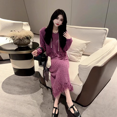 早秋穿搭一整套流苏针织套装裙女秋2025新款减龄毛衣半身裙两件套