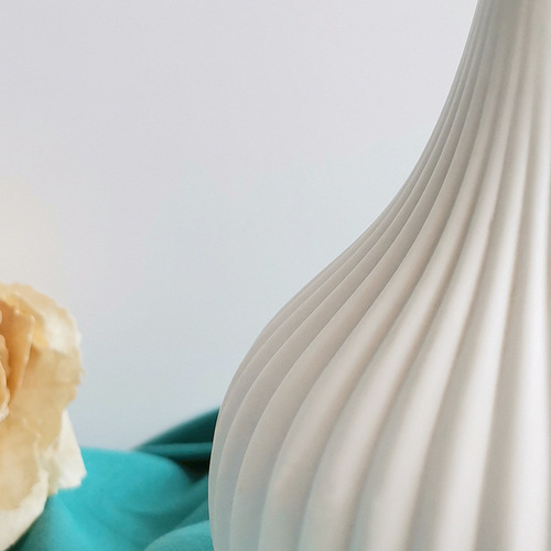Modern minimalist home decoration living room ornaments artificial fake flowers dried flowers flower arrangements crafts ceramic vases