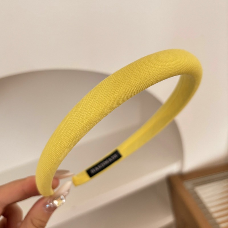 Diadema fina de color café de otoño e invierno para mujer 2025 nueva diadema de lavado de cara de cabello sensible a la presión de alta calidad, parte superior del cráneo alto, tocado de paquete de cabello antideslizante