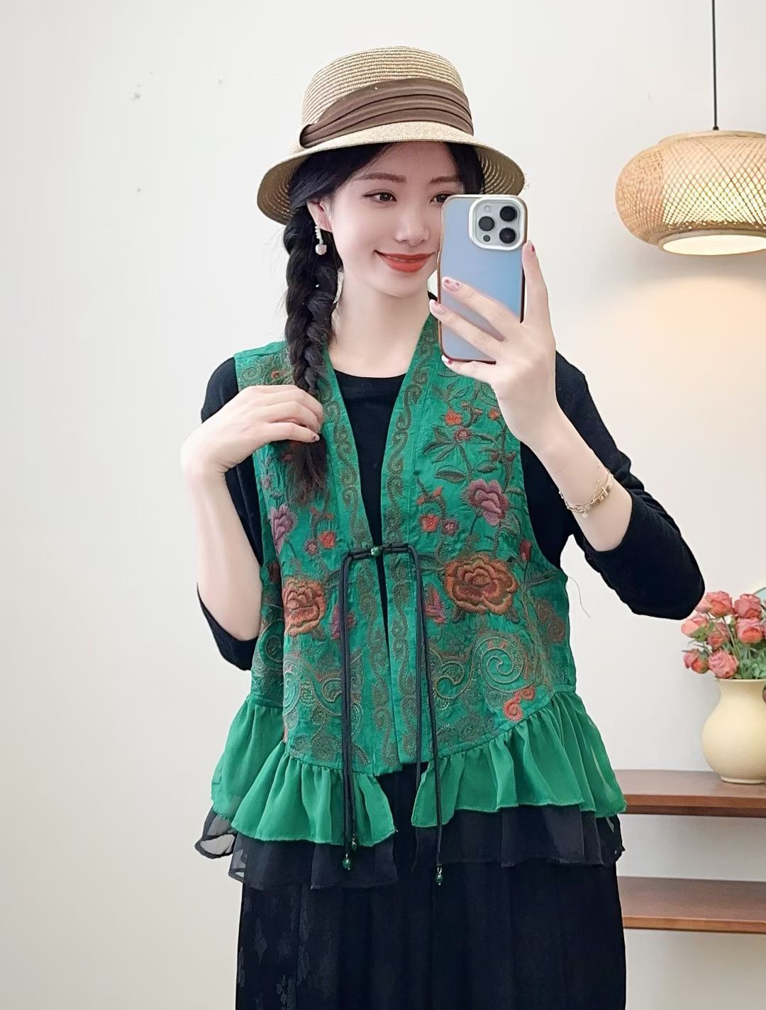 Ingeniería pesada bordada cara clip caballo mujer 2025 otoño V collar hebilla de hombro jacquard estilo nacional nuevo chaleco image 2