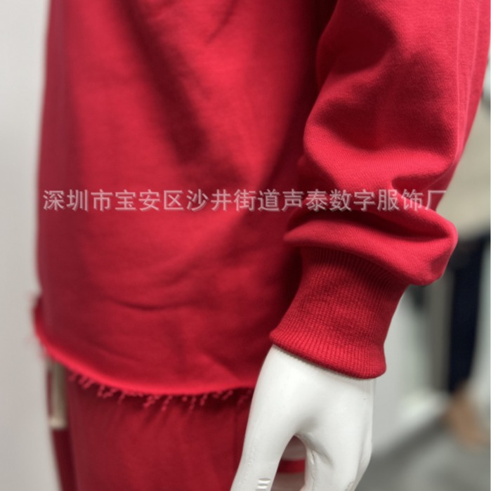 En stock suéter con capucha de algodón pesado para hombres para personalizar la marca de moda europea y americana BF casual suéter sin dobladillo