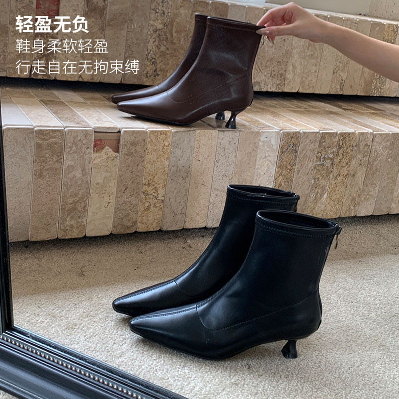 Original Autumn and Winter Versatile Korean-Style Ankle Boots with a Pointed Toe, Cat Heel, Stretchy Slim Boots, Commuter Boots with Thin High Heels