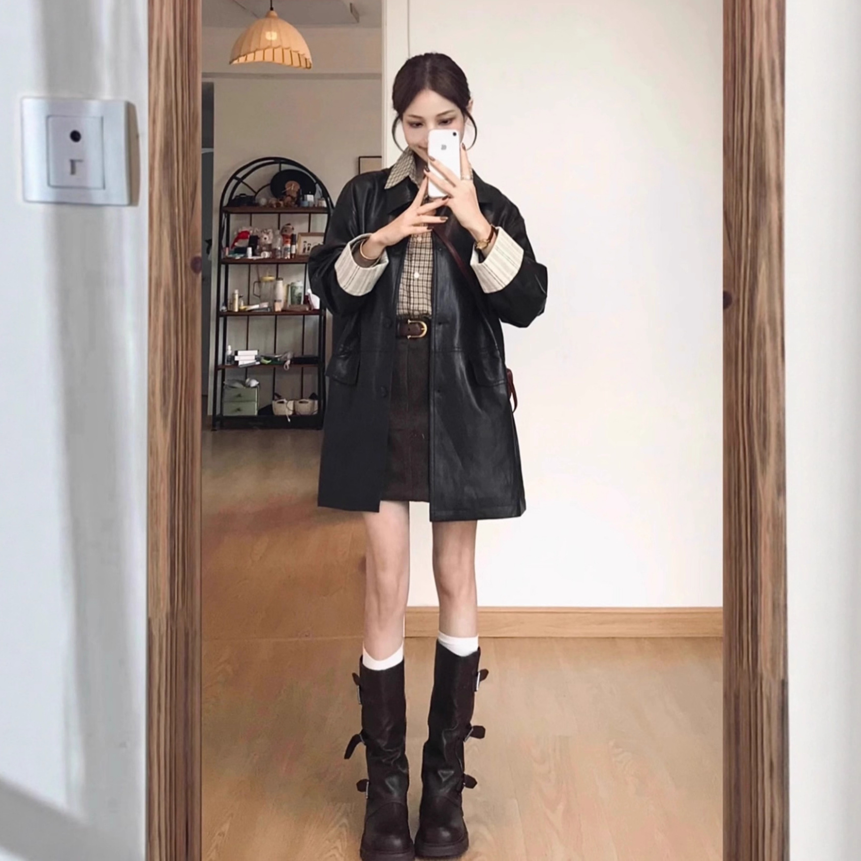 Black Leather Long-Sleeve Jacket for Women, 2025 Winter New Cool and Stylish Loose Leather Coat