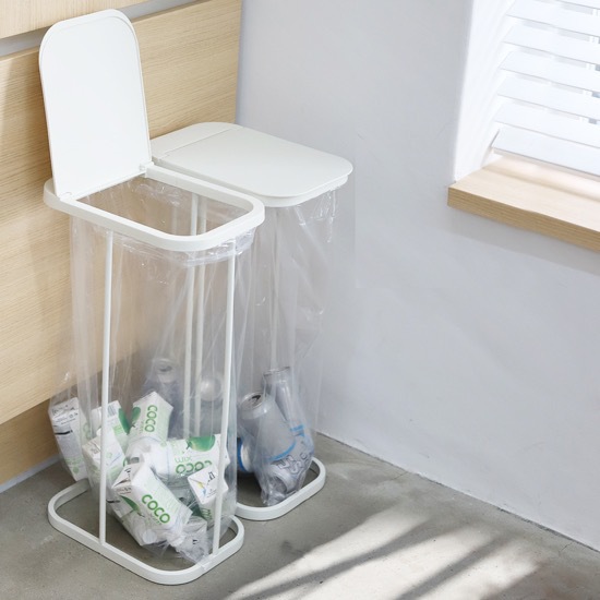 Wholesale export to Japan simple extra large clamshell garbage rack hotel home iron garbage holder dry and wet classification