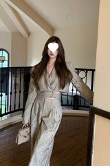 设计感西装套装秋季新款感烫钻镂空短款外套+阔腿裤套装女秋