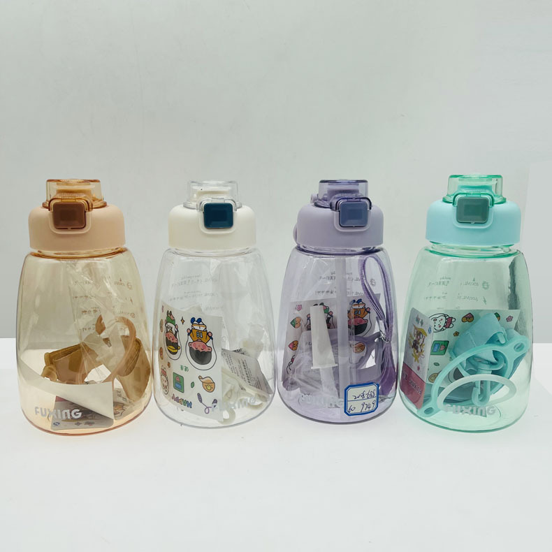 Jinshi estilo coreano lindo de los niños taza de paja 850ml gran capacidad hervidor portátil taza de plástico para la escuela taza de agua