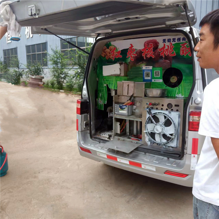 五谷杂粮爆米花机 临沂弹簧型四缸膨化机 四缸核桃大枣香酥脆机