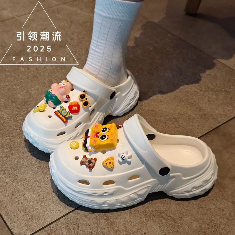 The Popular Croc Shoes Are Coming. Super Cute Cartoon Spongebob Shoes with Flowers. Popular Croc Shoes for Summer Outings