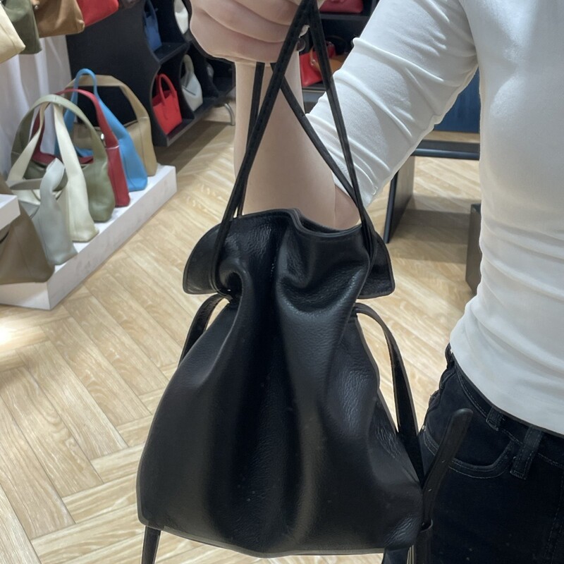 Korean-Style Soft Leather Drawstring Mini Lucky Bag 2026 New Fashion Versatile Crossbody Cloud Bag Simple Small Bucket Bag Korean-Style Soft Leather Drawstring Mini Lucky Bag 2026 New Fashion Versatile Crossbody Cloud Bag Simple Small Bucket Bag
