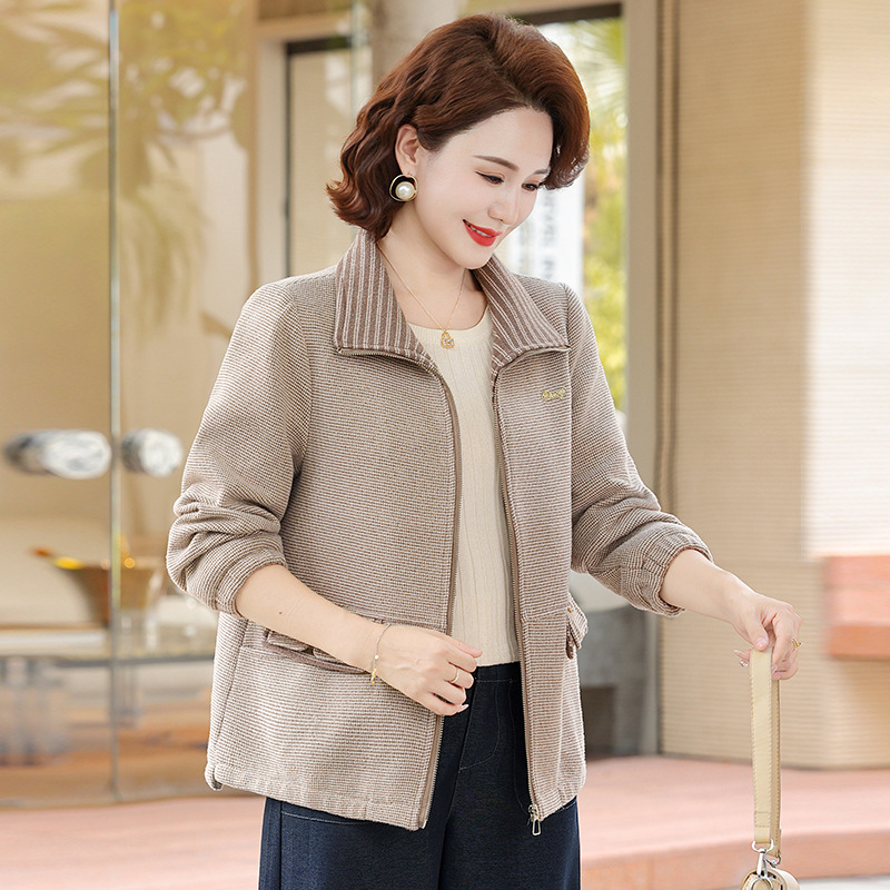 中老年女装高档春秋短外套拉链衫时尚中年妈妈秋装洋气毛呢子上衣