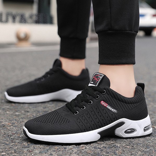 Lightweight fashionable running sneakers for leisure