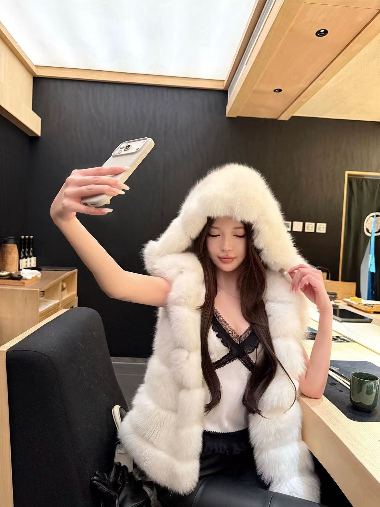 25aw cálido invierno princesa de nieve * frito cálido y suelto agujero blanco encapuchado abrigo abrigo de piel verde para mujeres