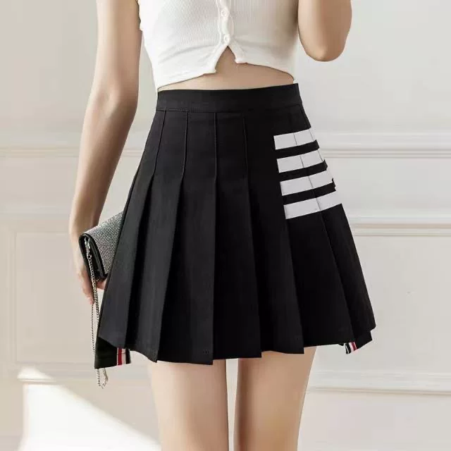 Fitted pleated skirt, mini-skirt, protective underware, A-line