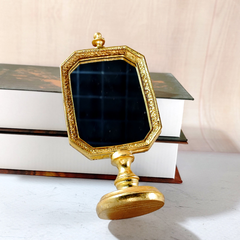 Retro photo frame for bedroom