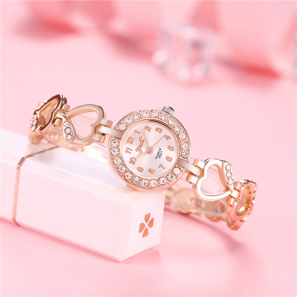Unisex new style ladies' personalized trend alloy bracelet set fashionable trend temperament diamond inlaid quartz ladies watch_voghion.com