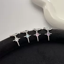 耳钉;戒指;项链