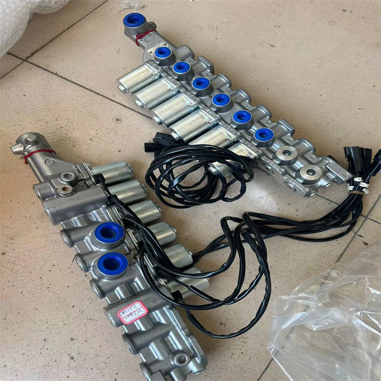 WA470-3 装载机421-03-21103散热器总成 发电机 起动机