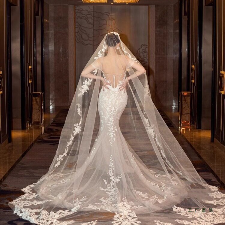 Luxurious Vintage Lace Wedding Veil with Heavy Craftsmanship, Bridal Veil for Marriage Registration, Extra-Long Train, Forest-Style Long Headpiece