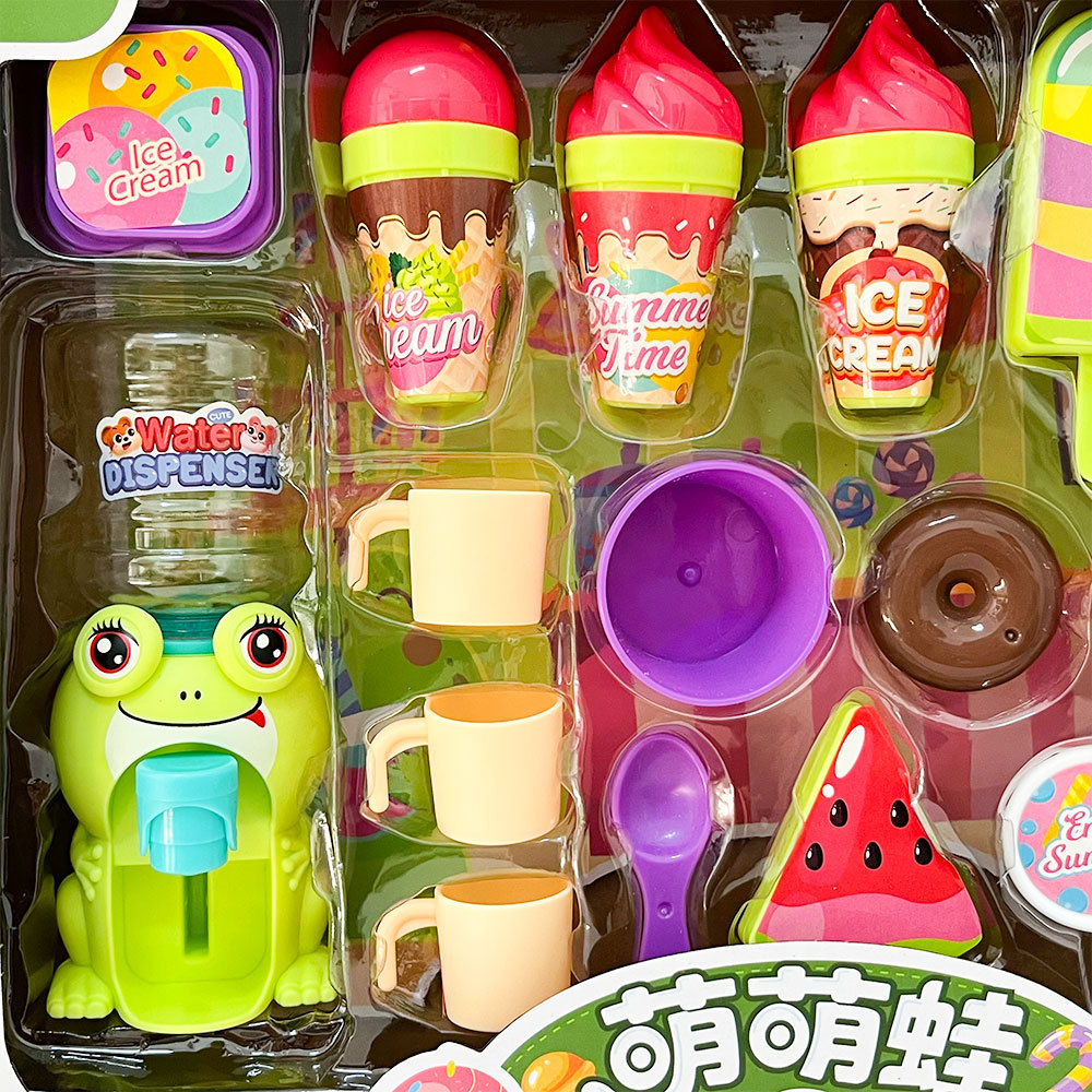 Niñas en casa comida simulada postre pastel café té de la tarde regalos de la institución de educación y capacitación infantil caja de regalo