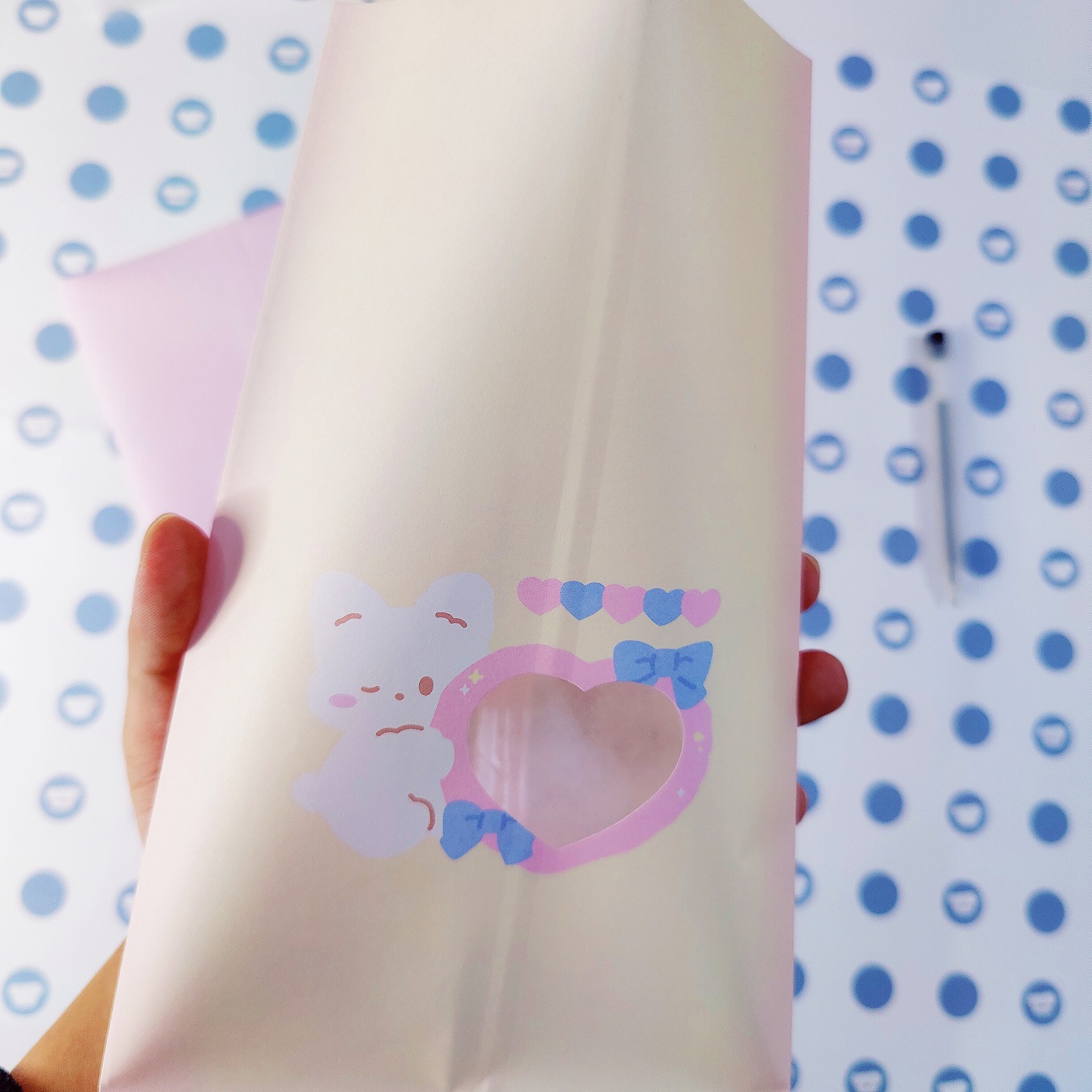 Japonés y coreano ins estilo lindo Internet celebridad FLO conejo bolsa de papel regalo joyería bolsa de embalaje foto accesorios de almacenamiento de papel