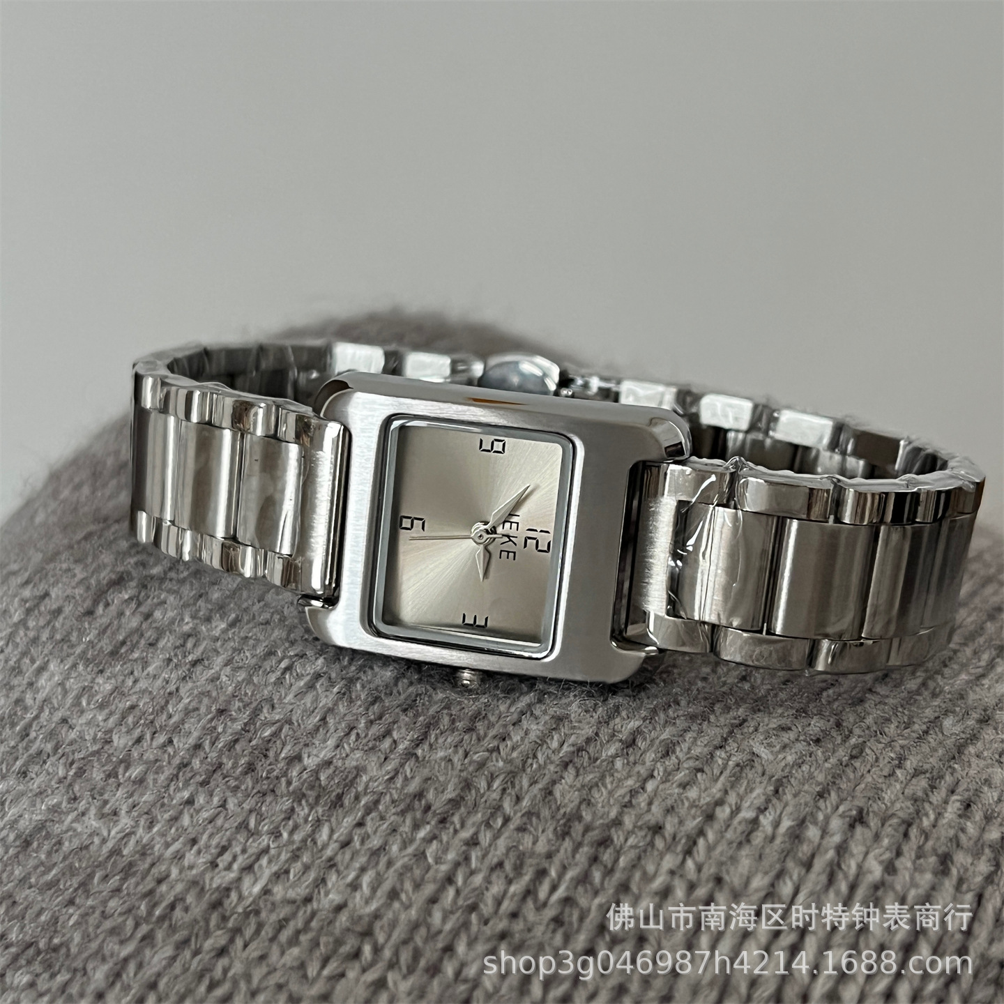 Ieke European and American Style Rectangular Gray Gray High-End Workplace Elegant Watch Ladies Second-Hand Hot Style Export Wholesale