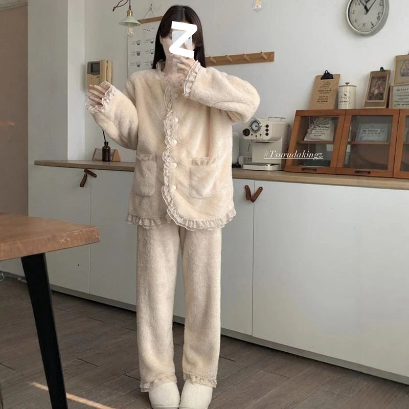 早秋新款女装睡衣女冬新款公主风加厚蕾丝长袖珊瑚绒宽松保暖法兰