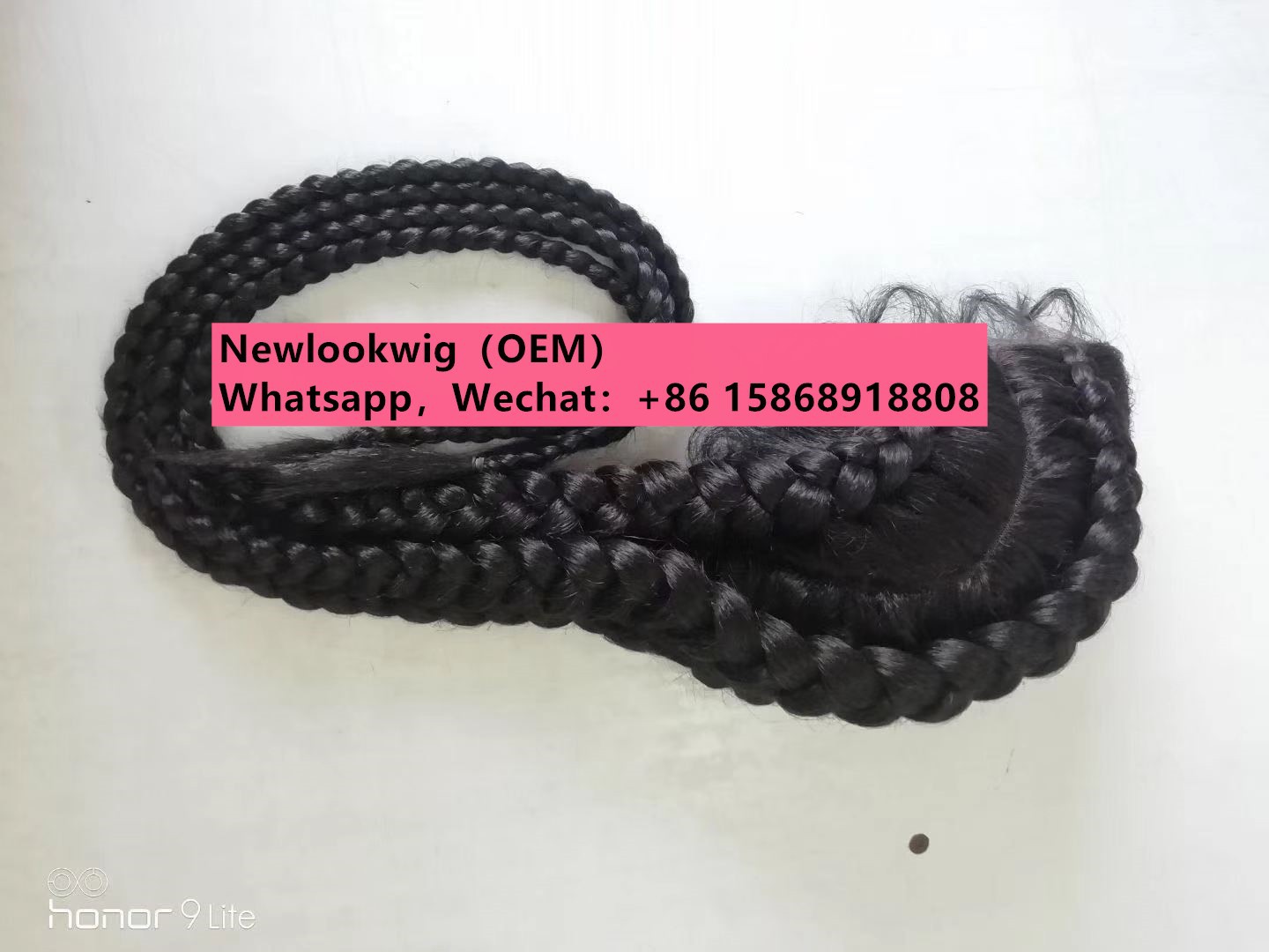 Tocado de encaje delantero de fibra química de moda europea y americana, cuatro trenzas, trenzas de espina de pescado, fabricantes negros al por mayor LW0195