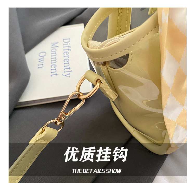 This year's popular women's handbag features a new, stylish and versatile hand-held crossbody bag with a Korean niche design and a bucket bag undefined
